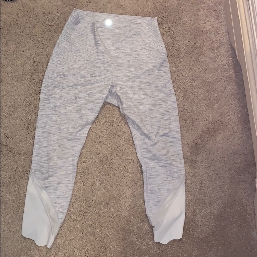 LULULEMON PANTS Grey & white